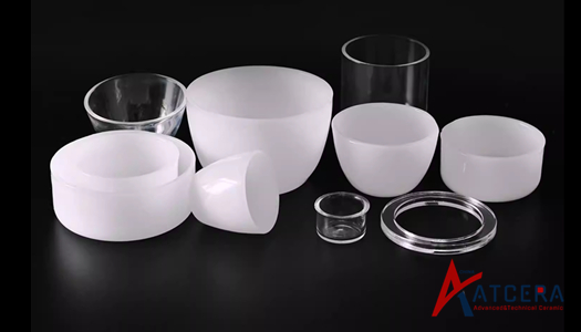Como o Atcera Quartz Crucible melhora a resistência ao choque térmico na fabricação de semicondutores?